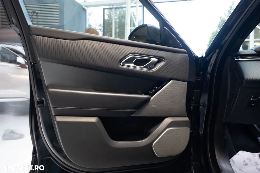Land Rover Range Rover Velar 2.0 - 13