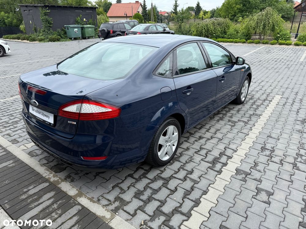 Ford Mondeo 1.8 TDCi Ambiente - 8