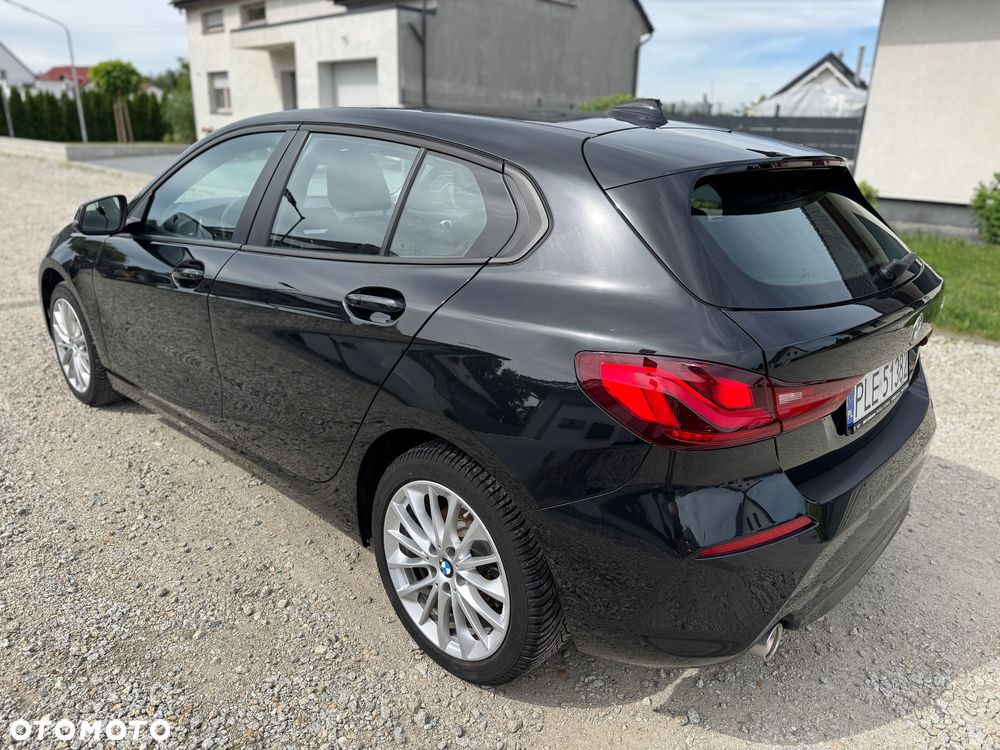 BMW Seria 1 118i Sport Line - 10