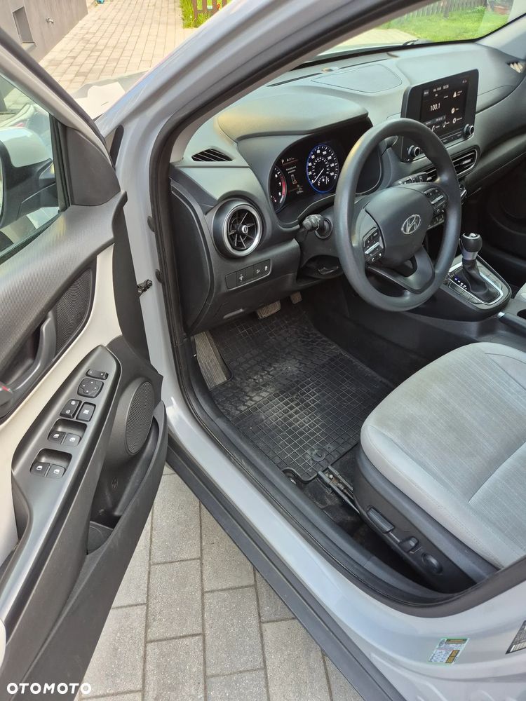 Hyundai Kona - 14
