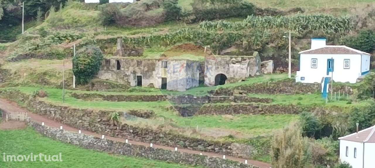 Moradia T1 para venda - Grande imagem: 2/16