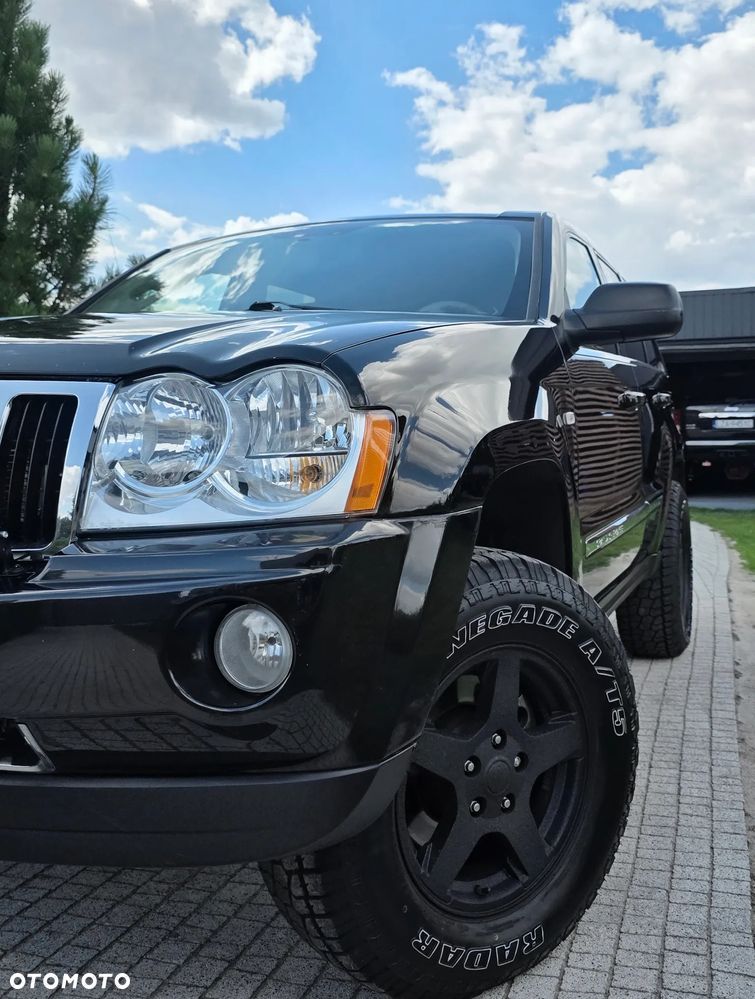 Jeep Grand Cherokee - 14