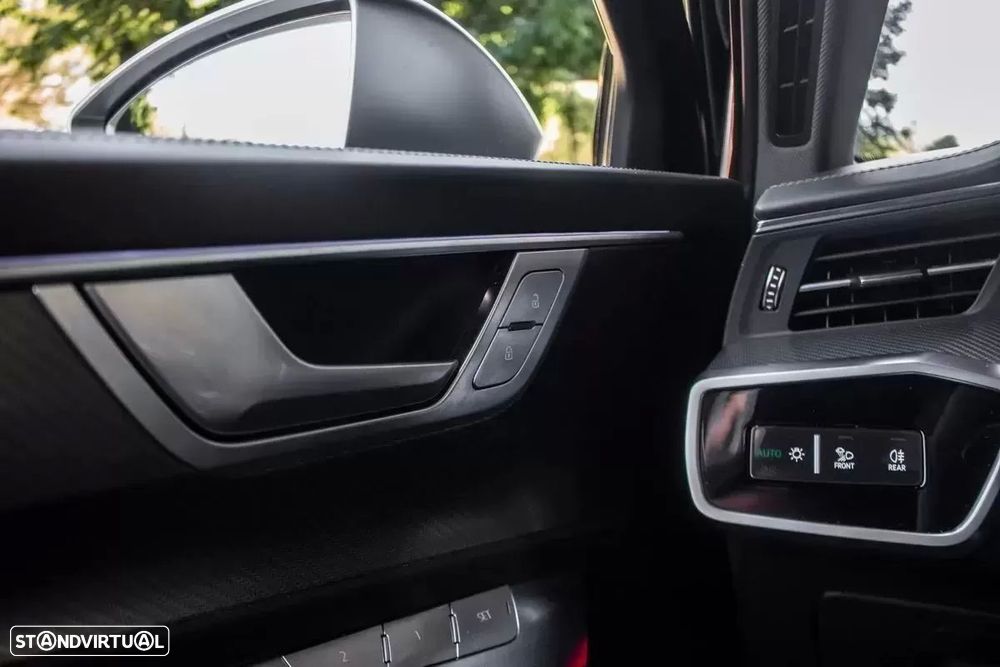 Audi RS6 Avant 4.0 TFSI quattro Tiptronic - 17