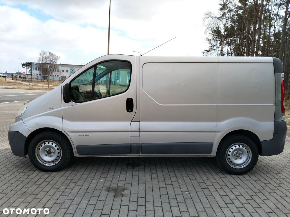 Renault Trafic - 8