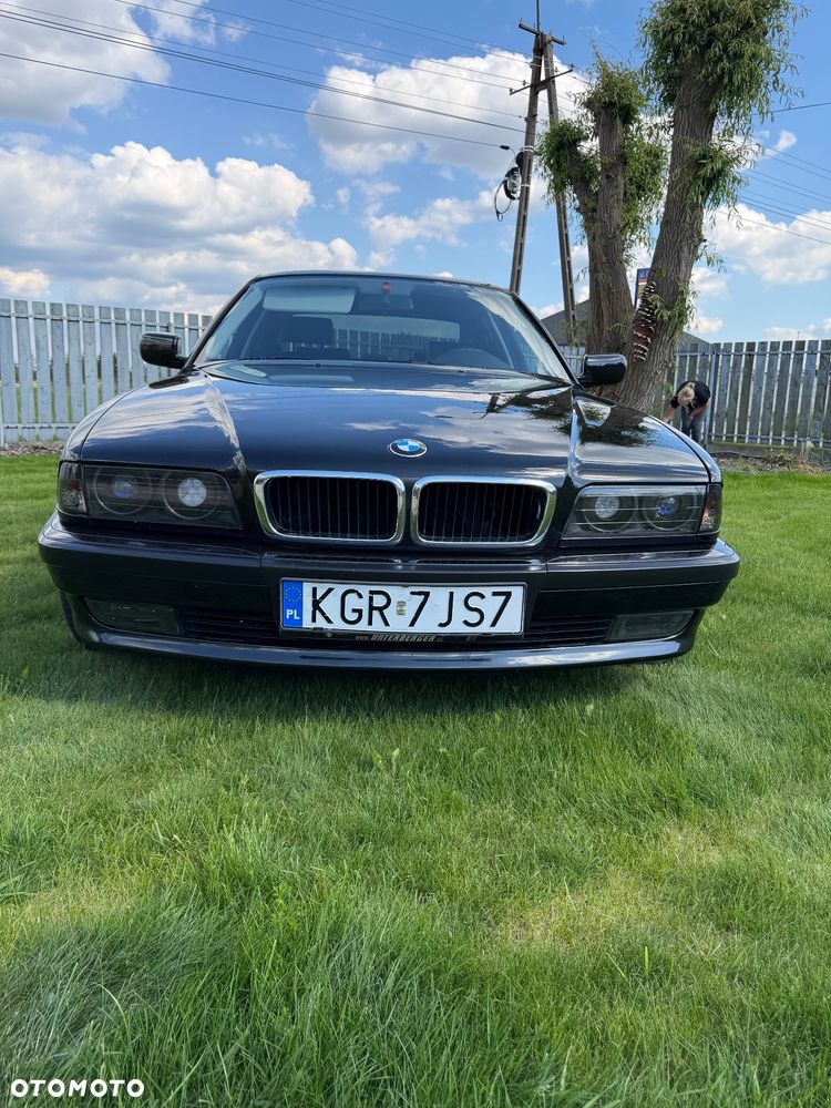 BMW Seria 7 - 6