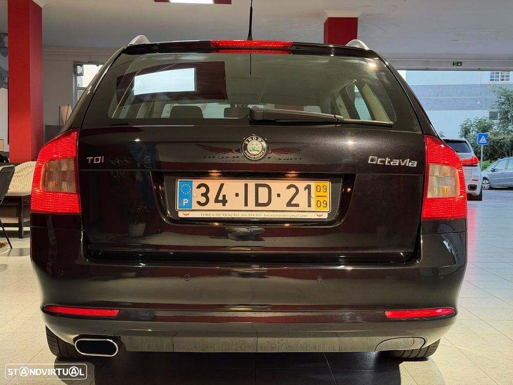 Skoda Octavia Break 1.6 TDi Sportline Pack - 6