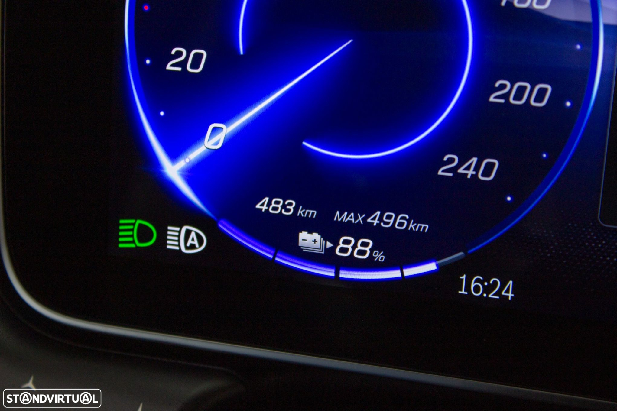 Mercedes-Benz EQE SUV 350+ AMG Line Premium - 44