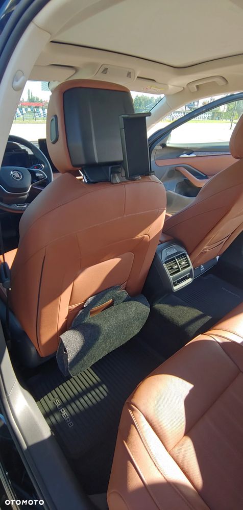 Skoda Superb 2.0 TDI SCR 4x4 L&K DSG - 6
