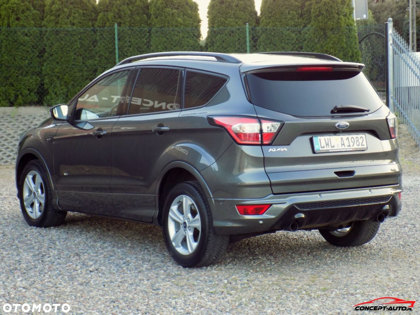 Ford Kuga - 13