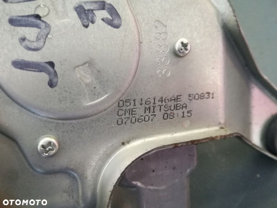 DODGE CALIBER SILNIK SILNICZEK WYCIERACZKI TYLNEJ - 4