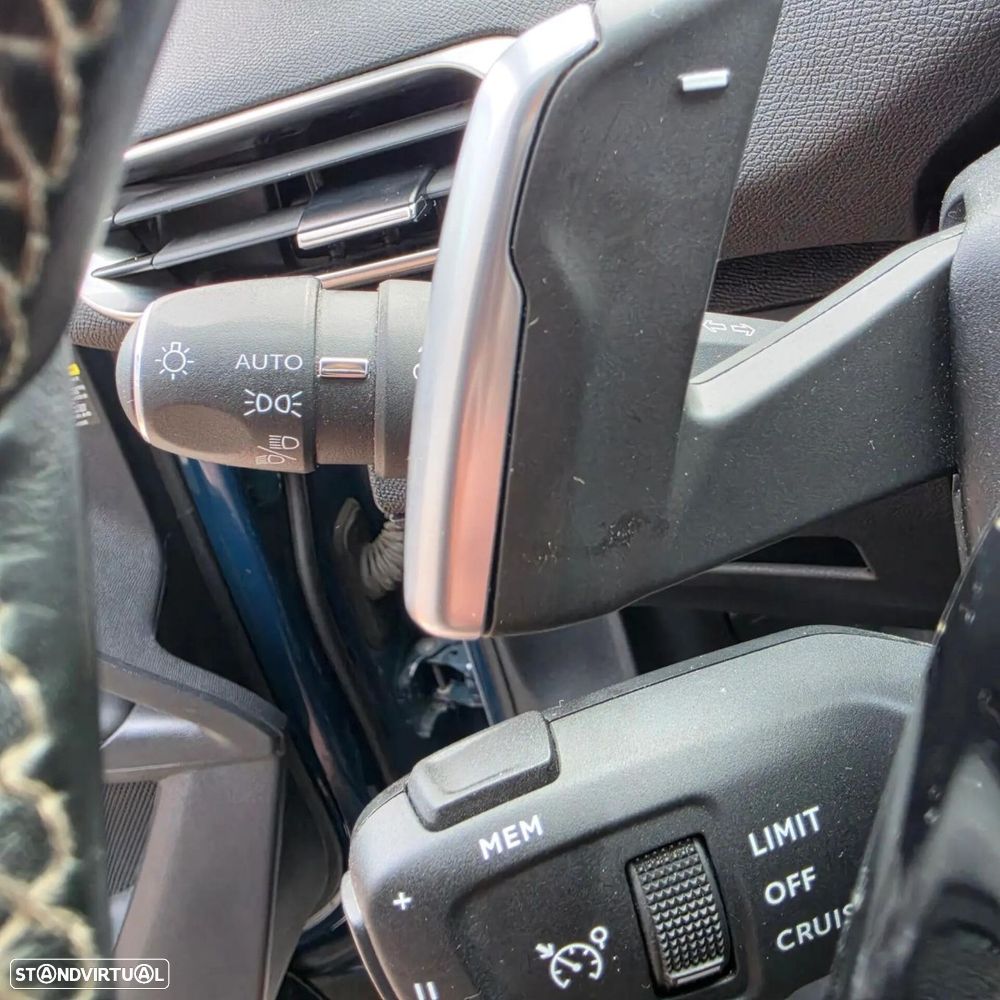 Peugeot 3008 1.6 Hybrid Allure Pack e-EAT8 - 14