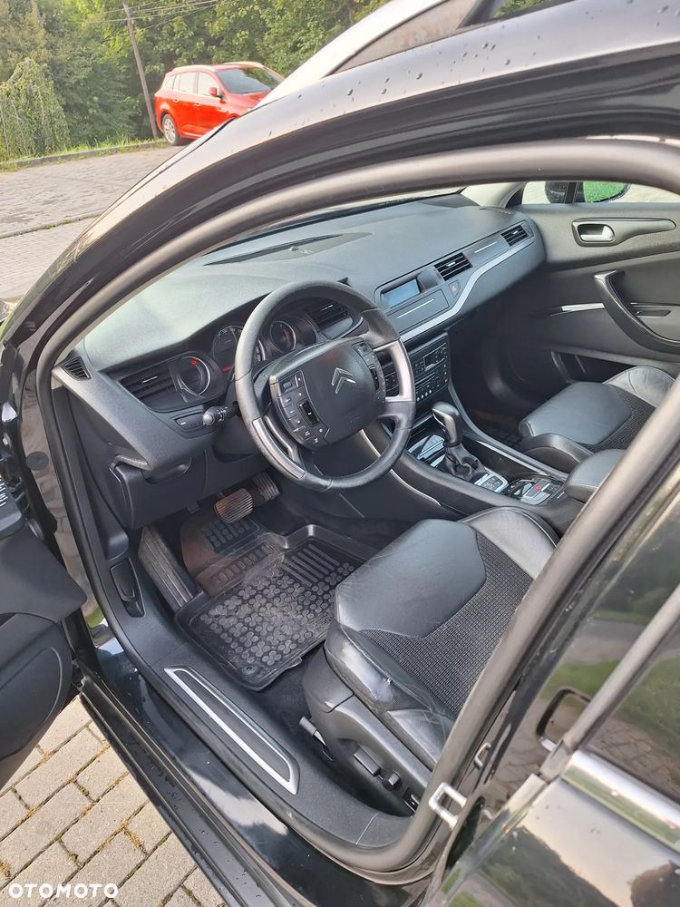 Citroën C5 Tourer HDi 165 FAP Exclusive - 6