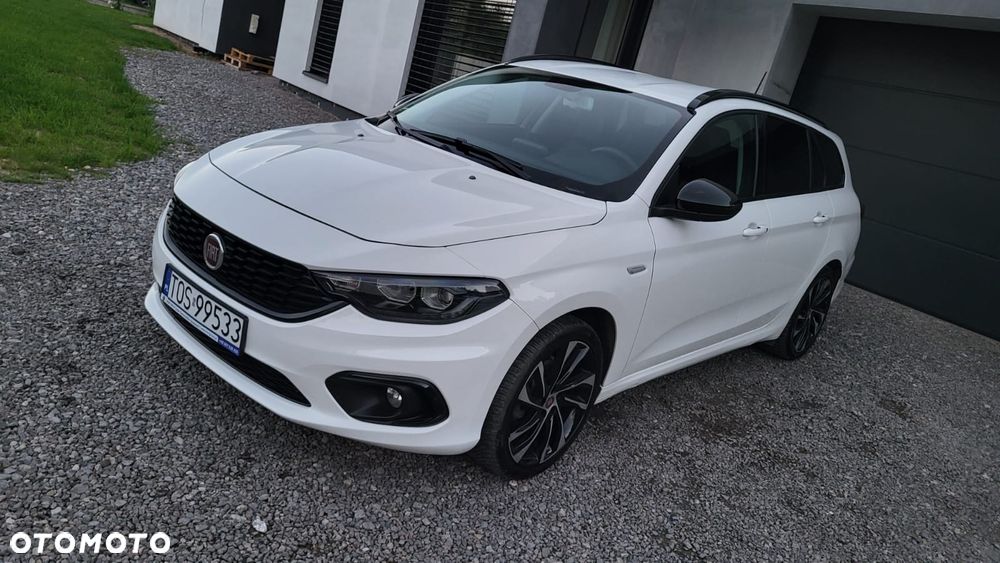 Fiat Tipo 1.4 T-Jet S-Design - 1