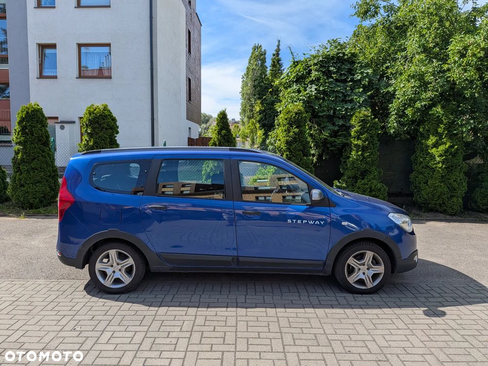 Dacia Lodgy 1.5 Blue dCi Stepway S&S - 4