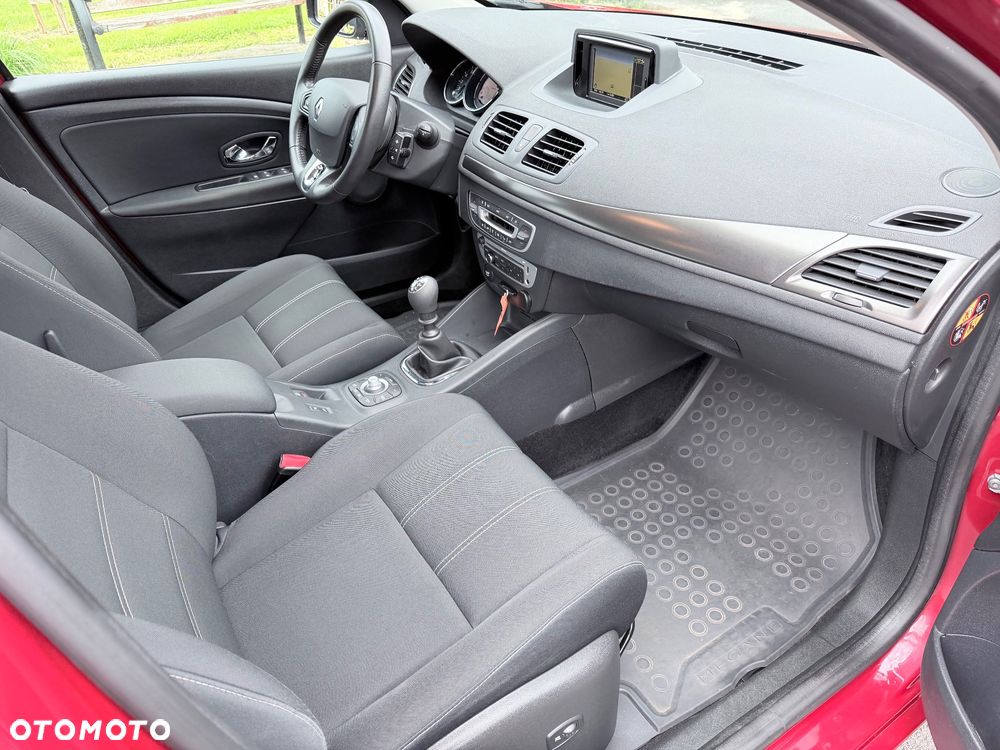 Renault Megane - 11