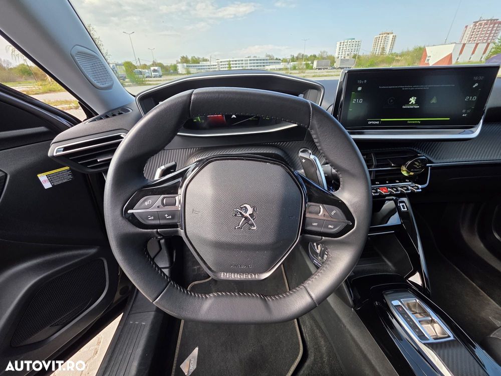 Peugeot 2008 - 6