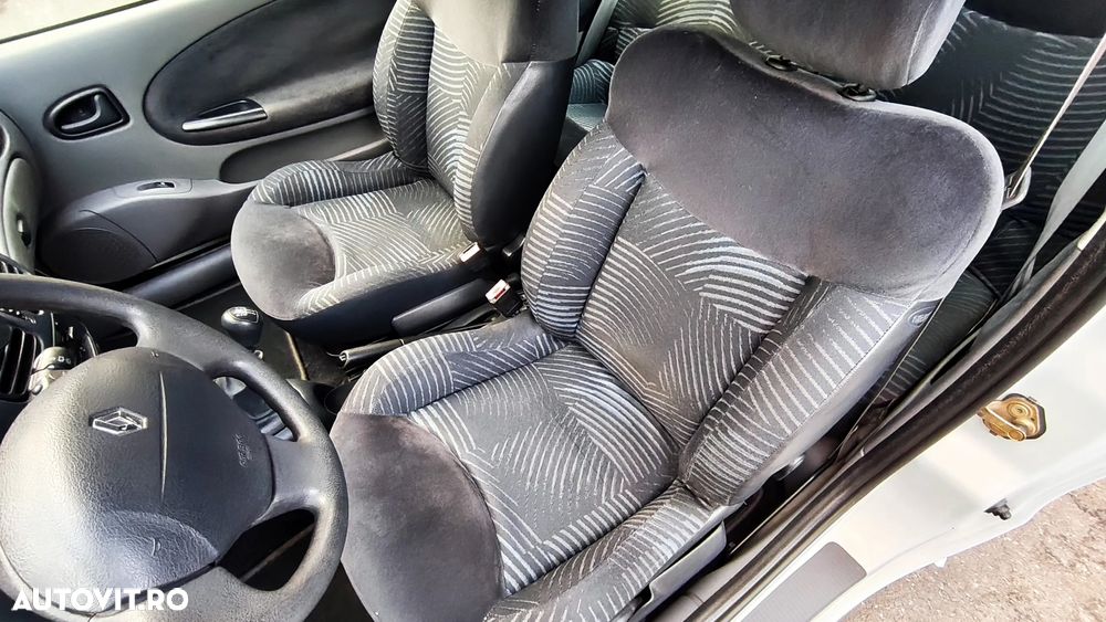 Renault Megane - 15