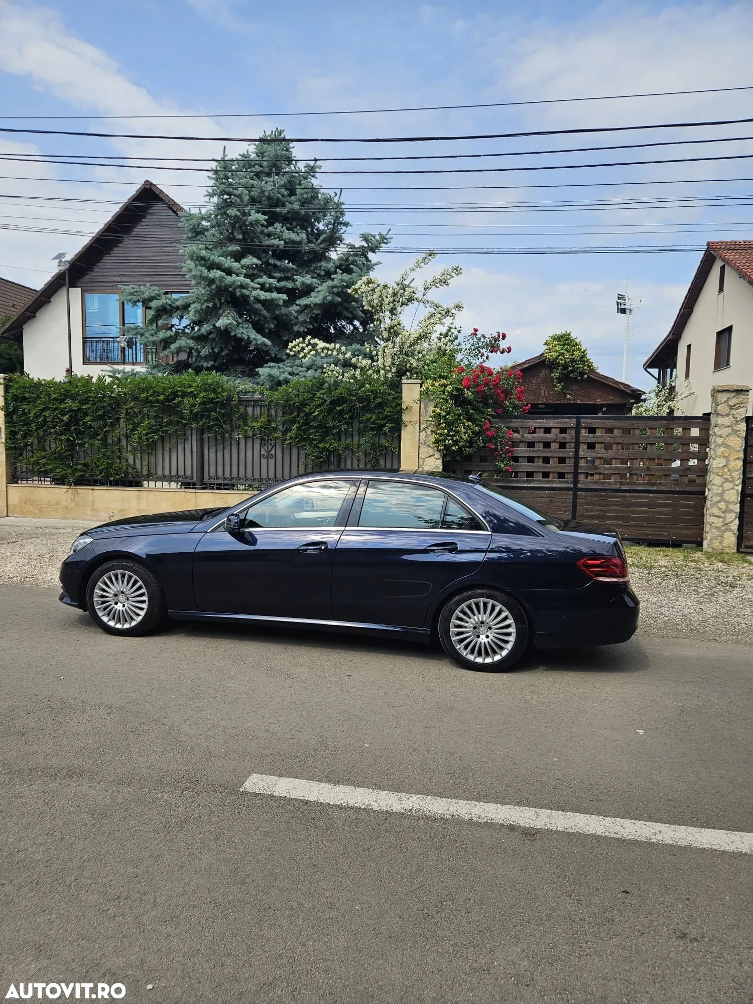 Mercedes-Benz E 250 BlueTEC 4Matic 7G-TRONIC - 5