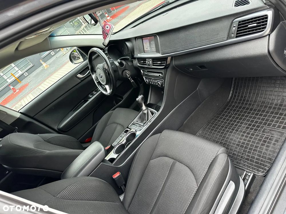 Kia Optima 1.7 CRDI L - 8