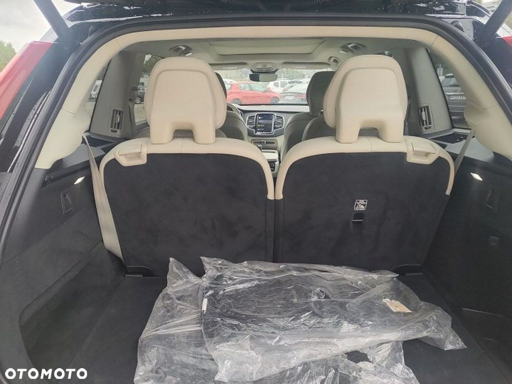 Volvo XC 90 - 20