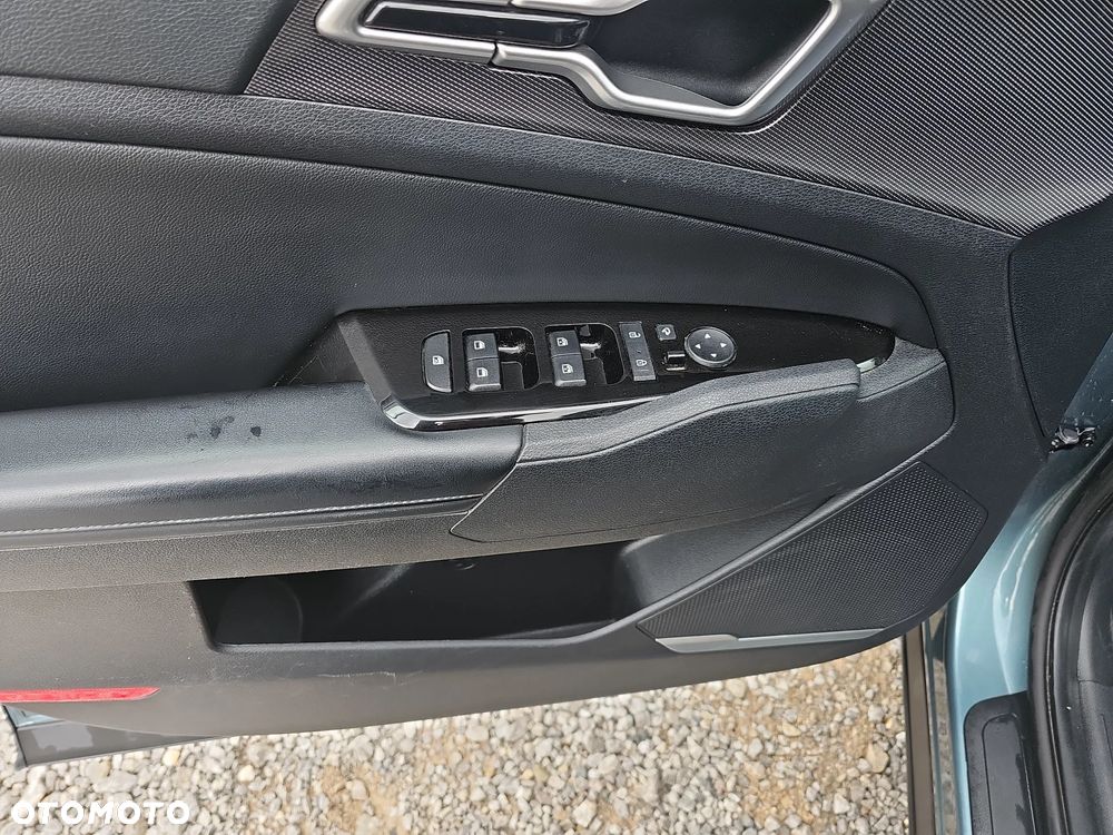 Kia Sportage 1.6 T-GDI MHEV Business Line 2WD DCT - 13