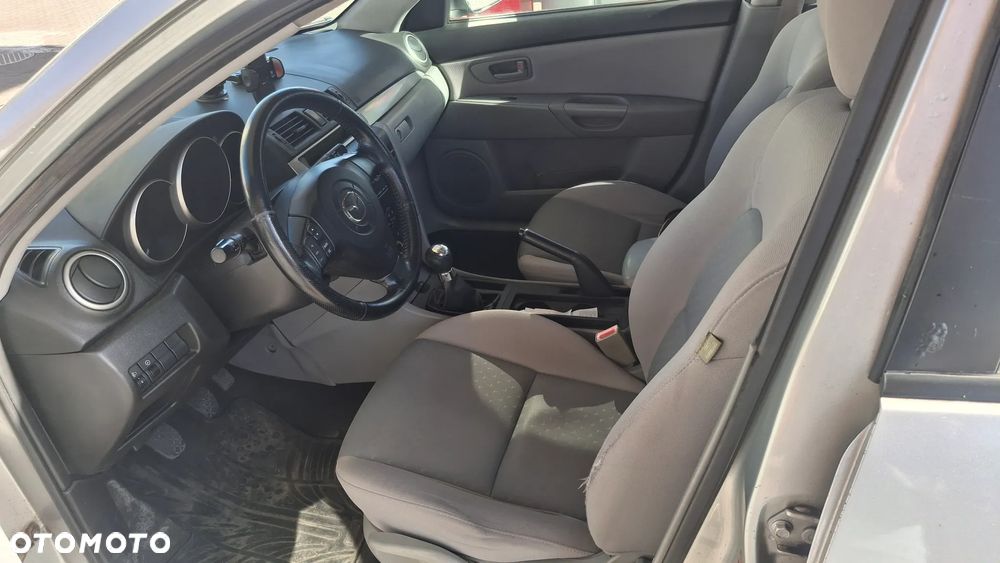 Mazda 3 - 4