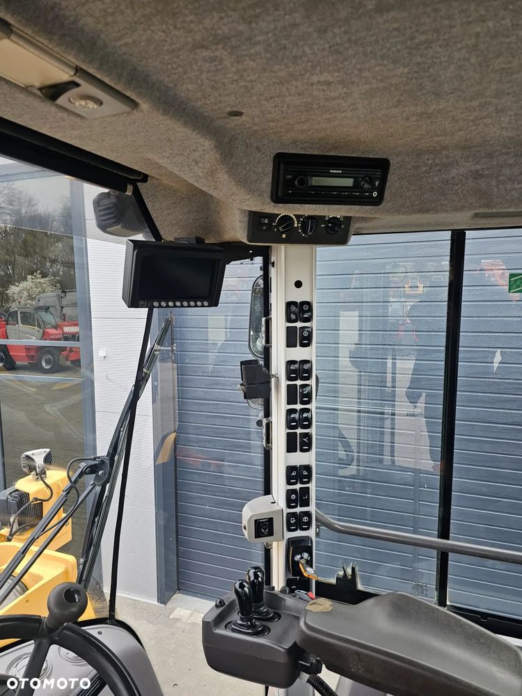 Volvo L180H - 12