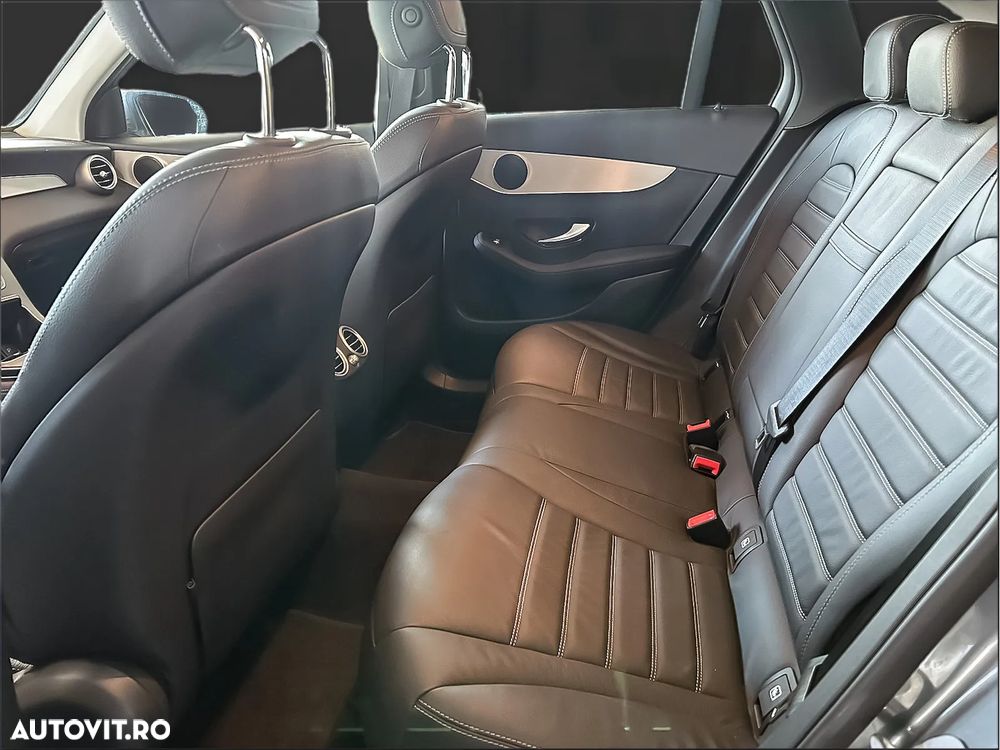 Mercedes-Benz GLC 300 de 4Matic 9G-TRONIC - 15