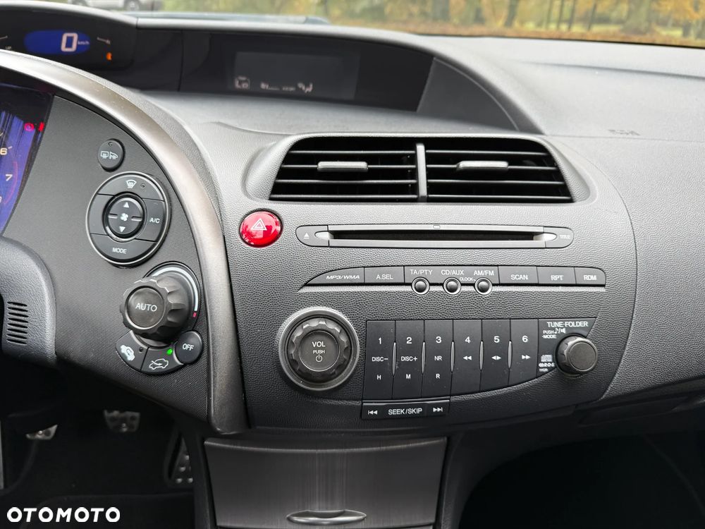 Honda Civic 1.4 i-VTEC Sport - 19