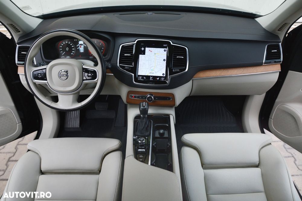 Volvo XC 90 D5 AWD Geartronic Inscription - 5