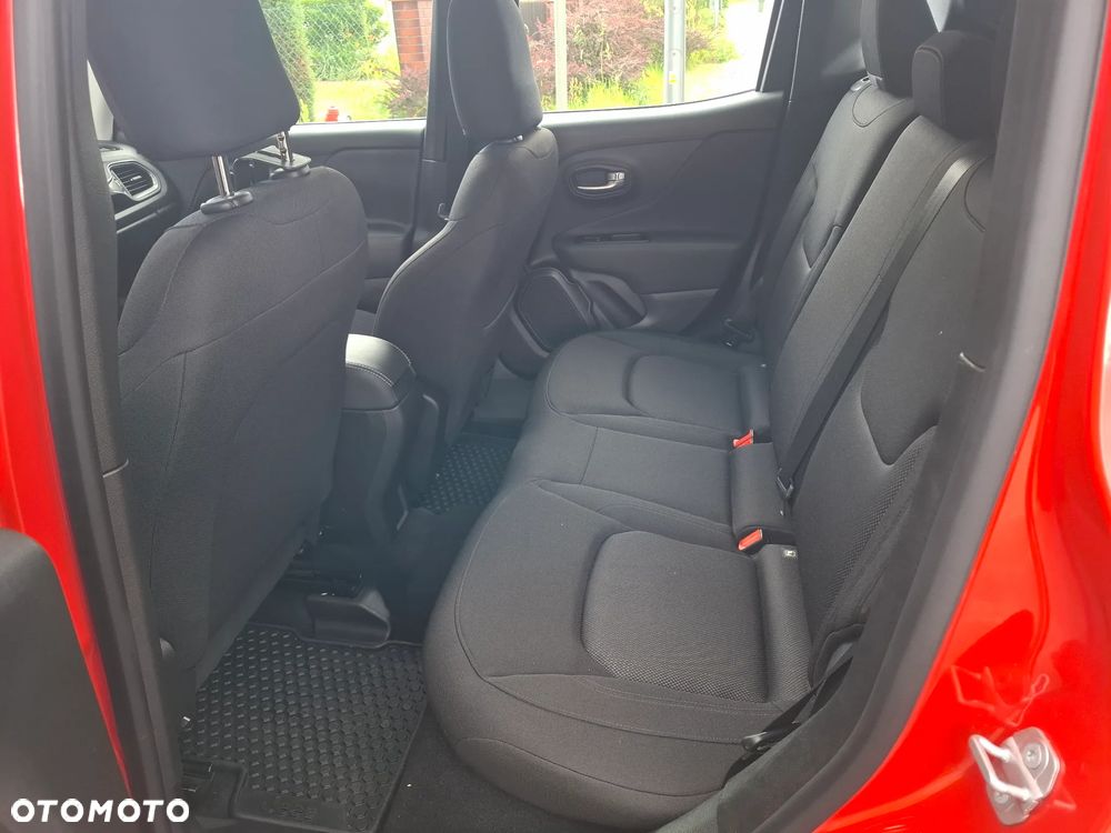 Jeep Renegade - 14