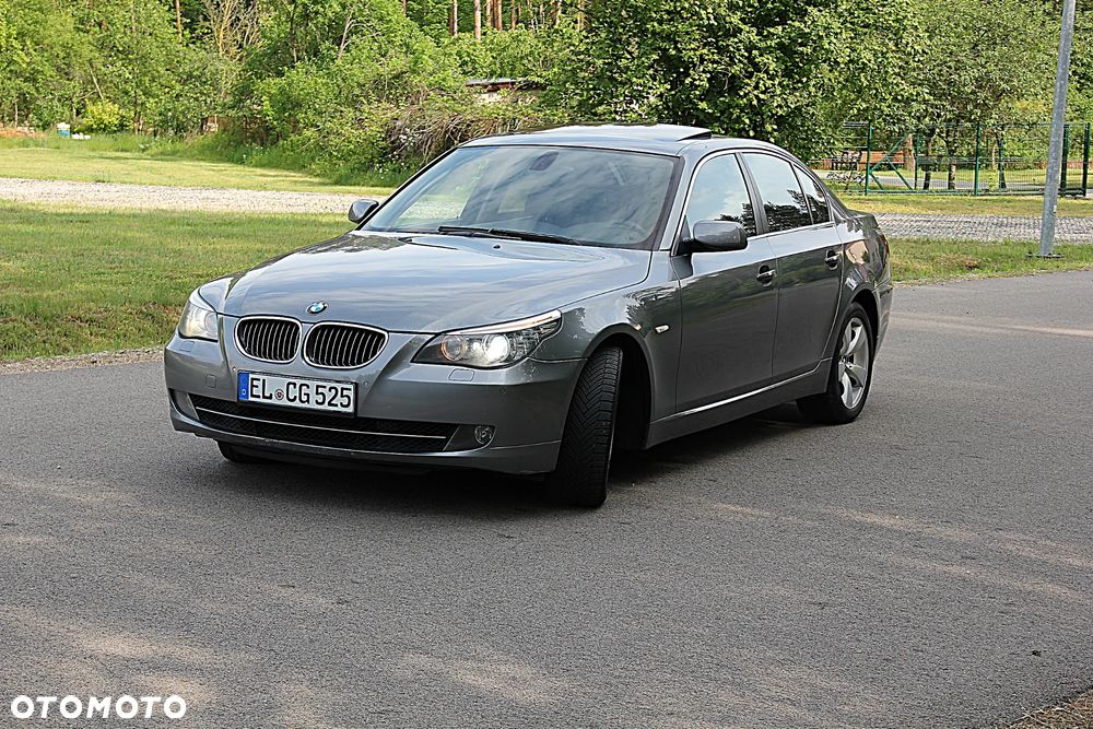 BMW Seria 5 525d Touring Edition Exclusive - 4