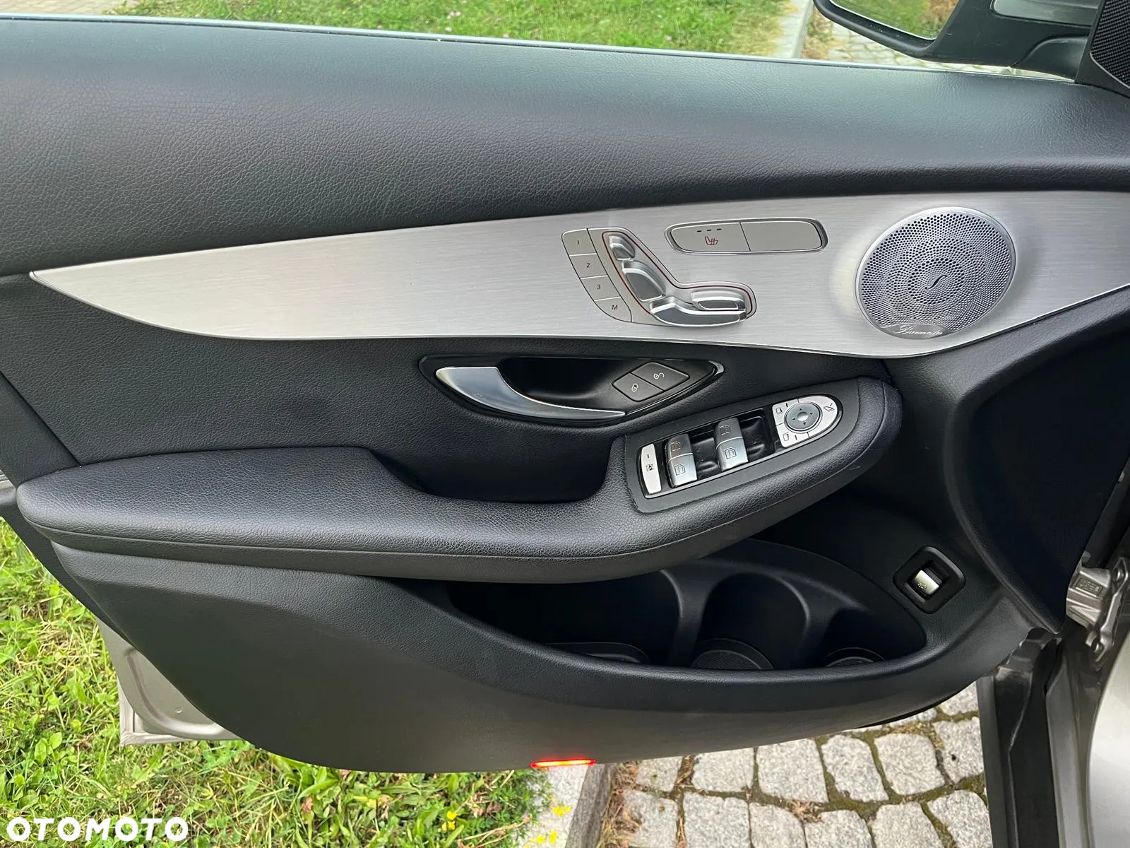 Mercedes-Benz GLC 300 4Matic 9G-TRONIC Exclusive - 12