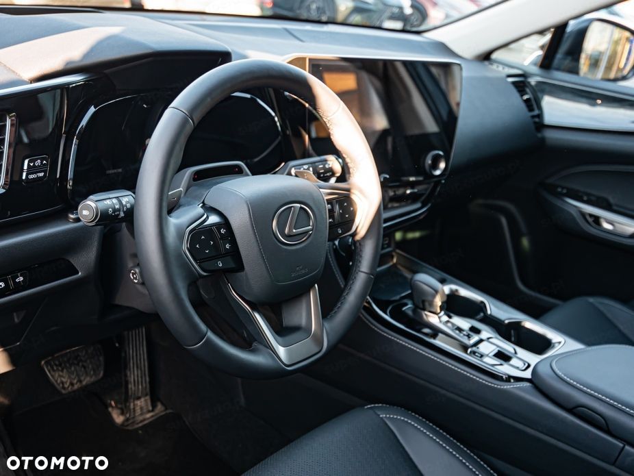 Lexus NX - 7