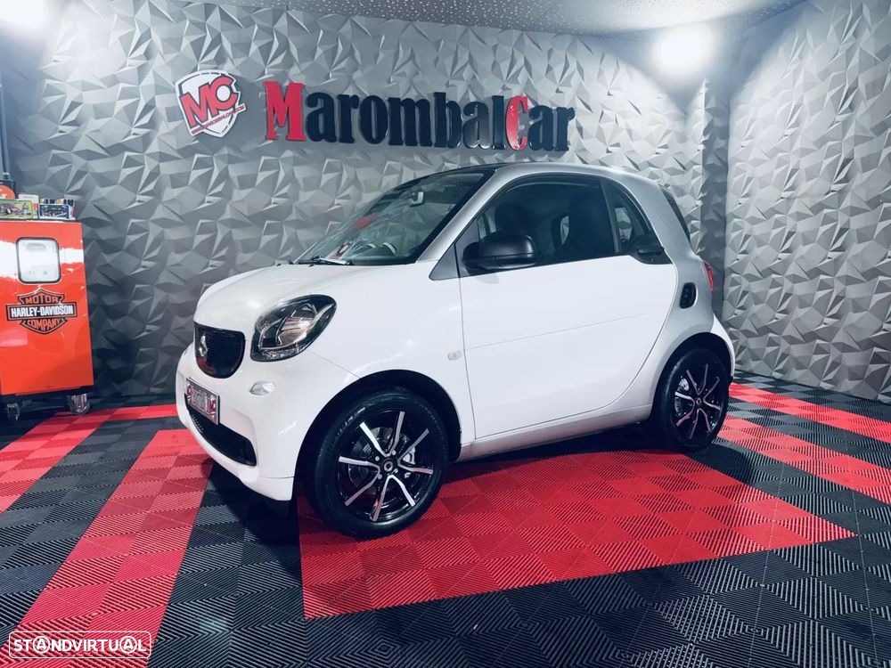 Smart ForTwo Coupé 1.0 mhd Pulse 71 Softouch