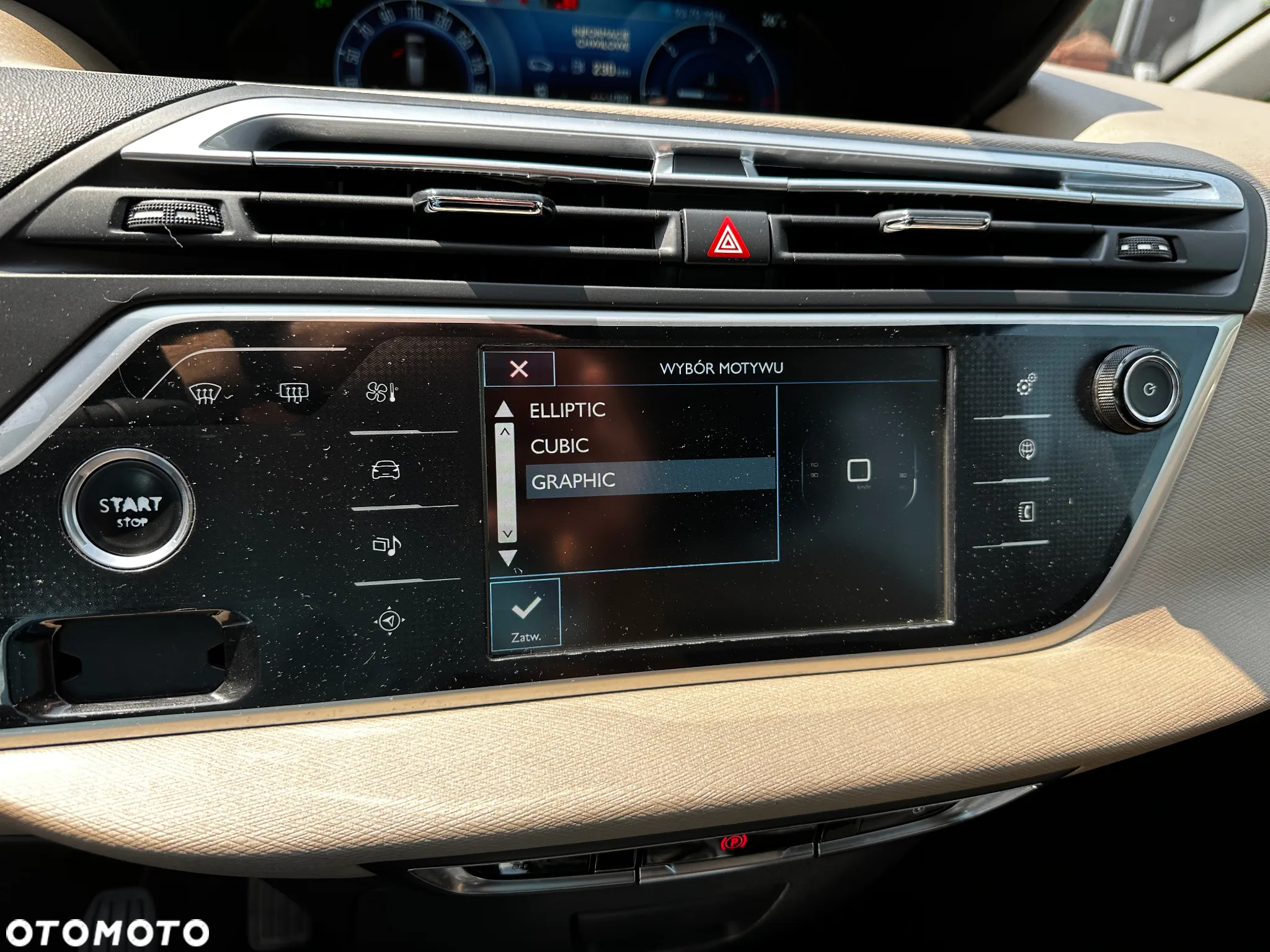 Citroën C4 Grand Picasso - 14