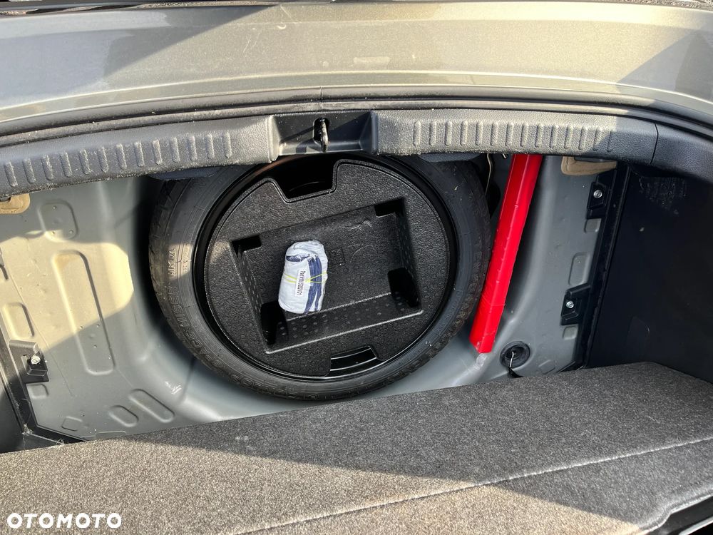 Toyota Yaris - 14