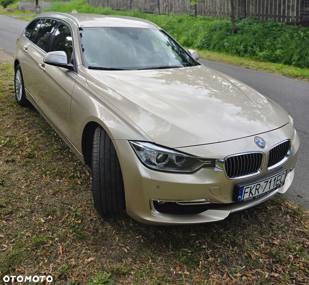 BMW Seria 3 320d xDrive Luxury Line - 2