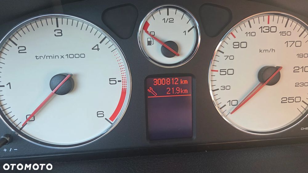 Peugeot 407 2.2 HDI Sport - 2