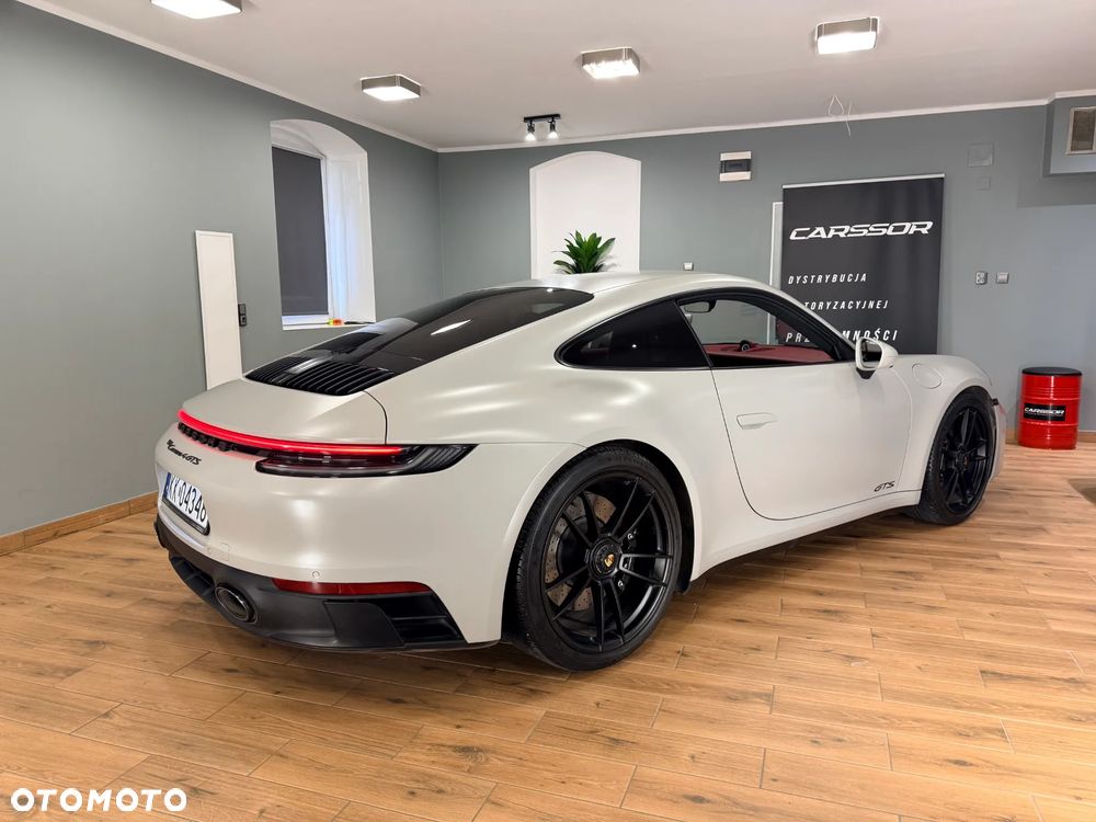 Porsche 911 - 4