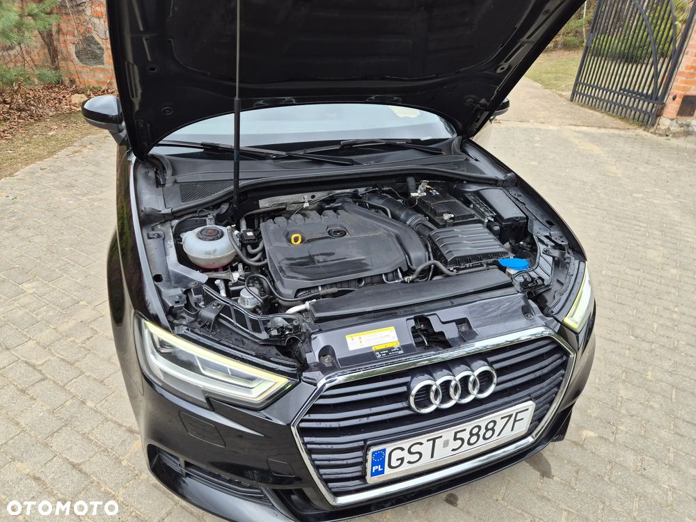 Audi A3 Sportback 35 TFSI S tronic S line - 28