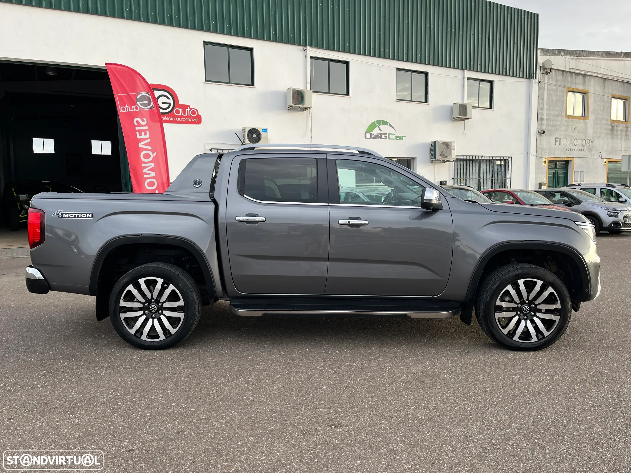 VW Amarok Aventura V6 4Motion IVA Ded. - 6