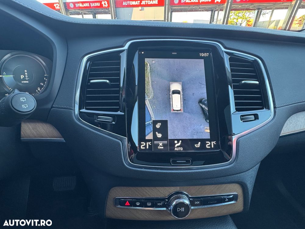 Volvo XC 90 - 10