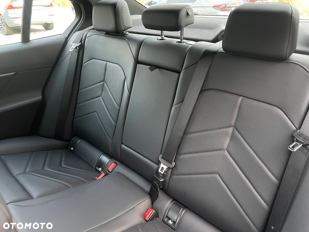BMW Seria 5 520i mHEV M Sport sport - 35