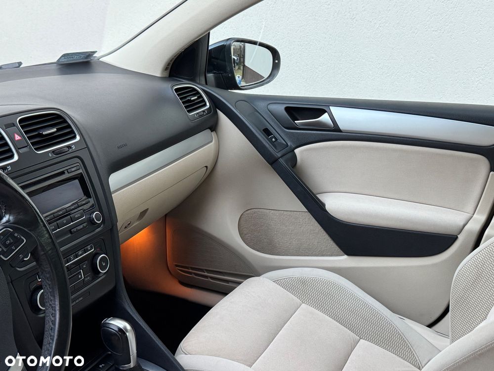 Volkswagen Golf 1.4 TSI Highline DSG - 9