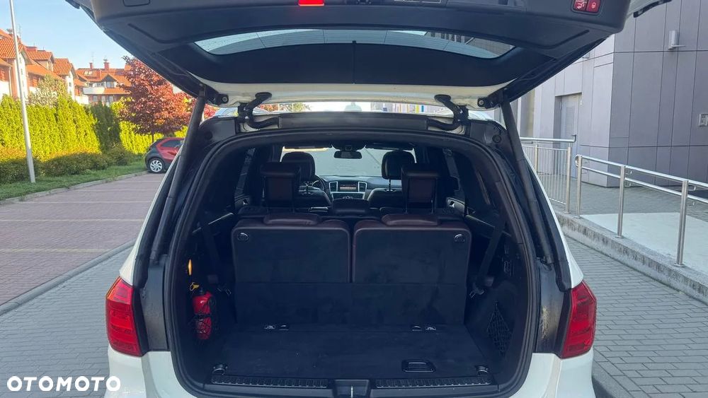 Mercedes-Benz GL 500 4Matic (BlueEFFICIENCY) 7G-TRONIC - 15