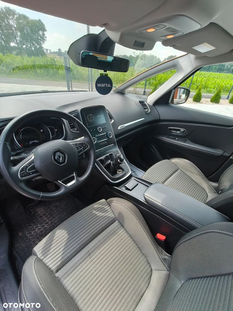 Renault Scenic - 9