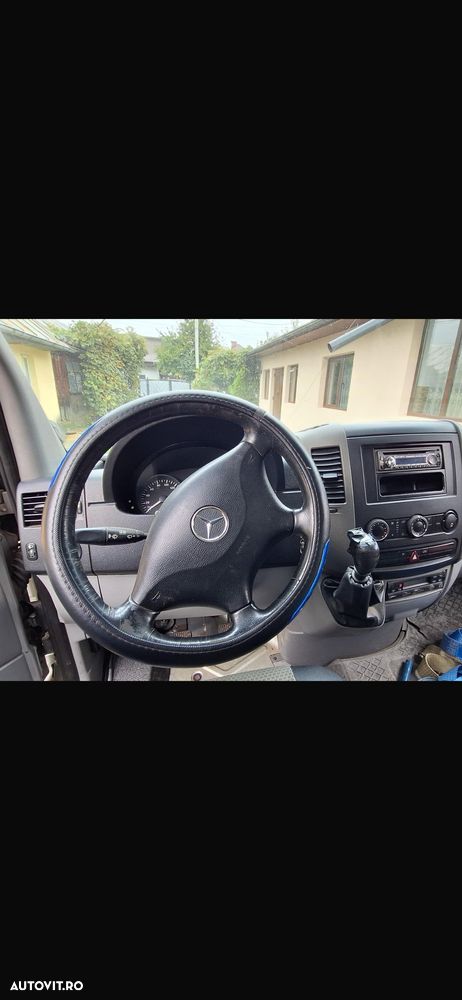 Mercedes-Benz Sprinter - 5