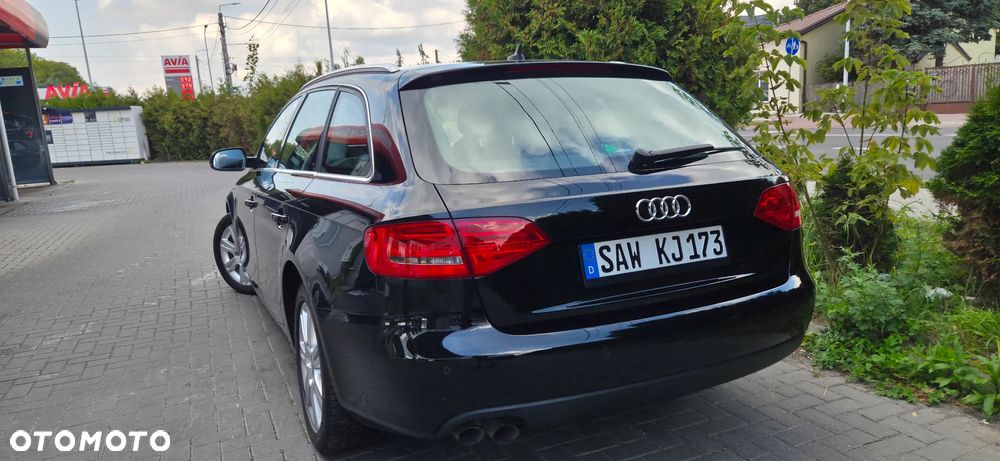 Audi A4 Avant 2.0 TDI DPF Attraction - 10