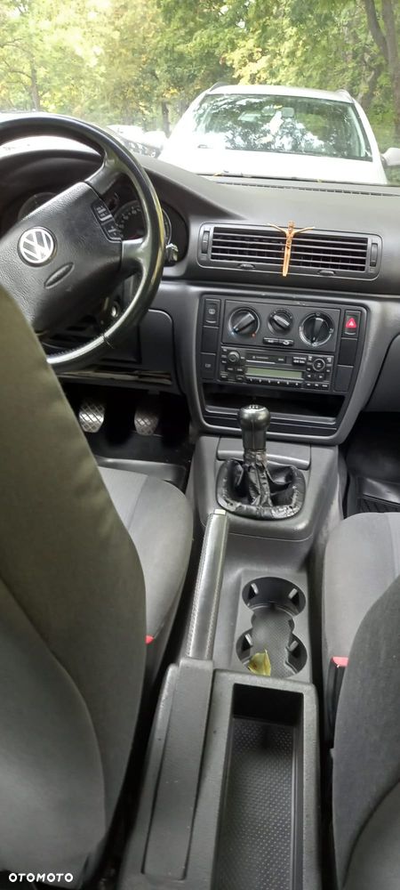 Volkswagen Passat - 6